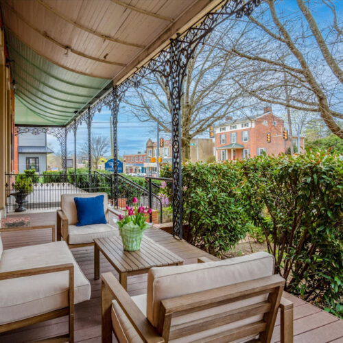 Women’s Flagship House Patio