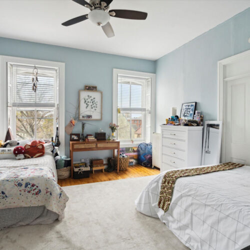 Women’s Flagship House Room